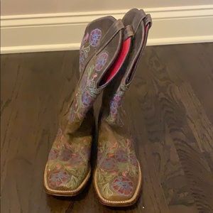 AUTHENTIC EMBROIDERED COWBOY BOOTS